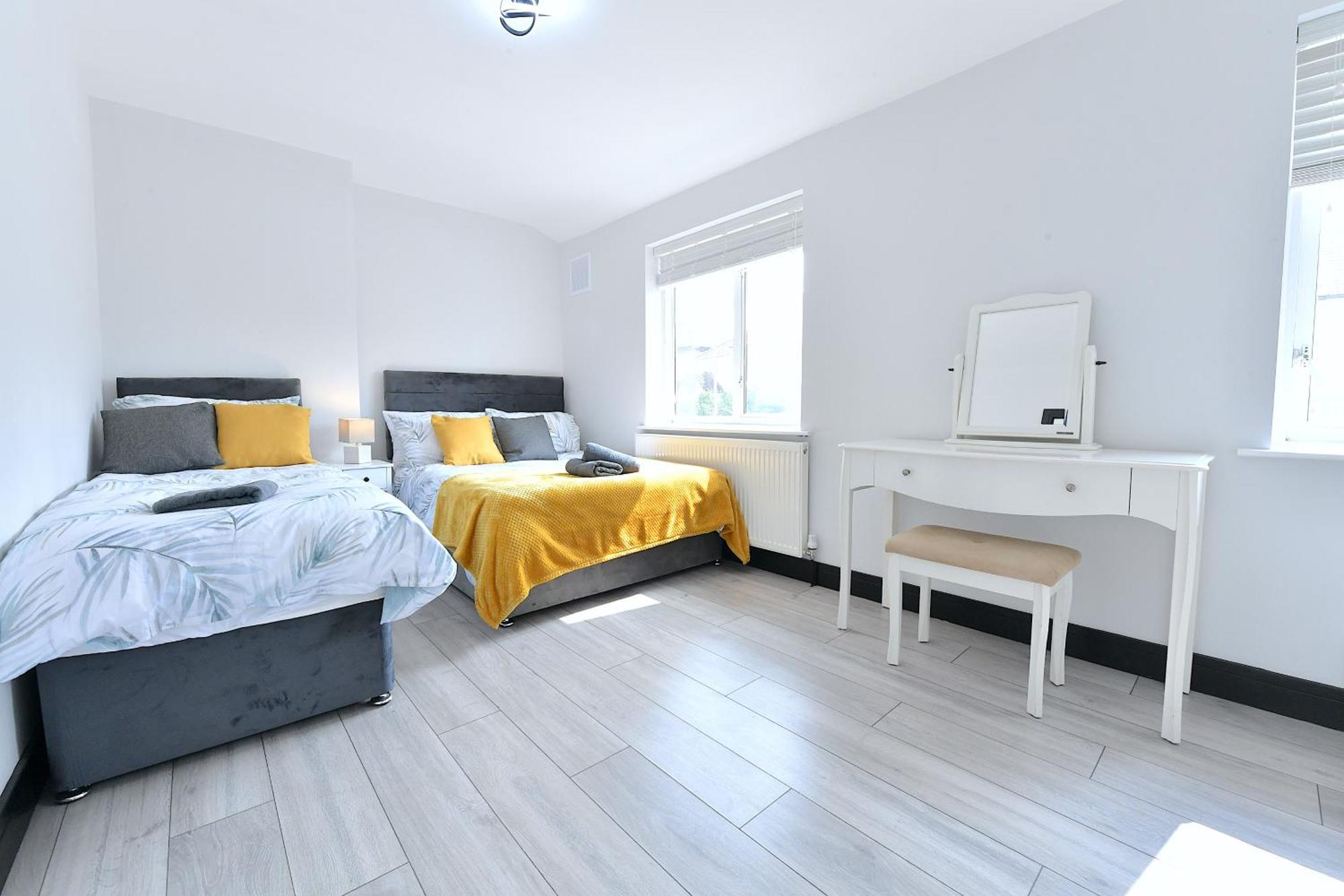 North West London Escape Villa Mill Hill Exterior photo
